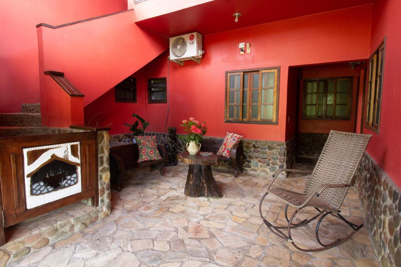 Pousada Casa de Pedra Iporanga Exterior foto
