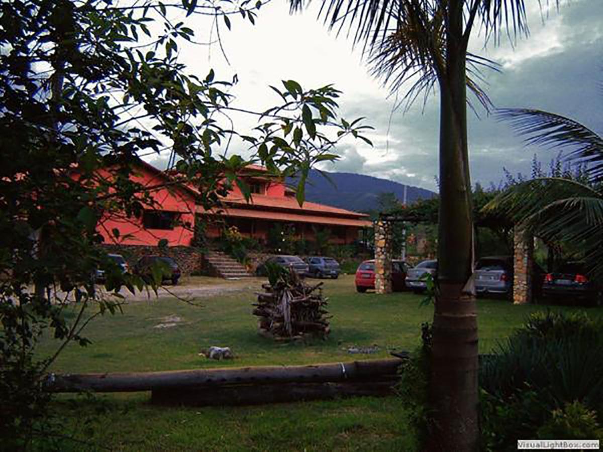 Pousada Casa de Pedra Iporanga Exterior foto